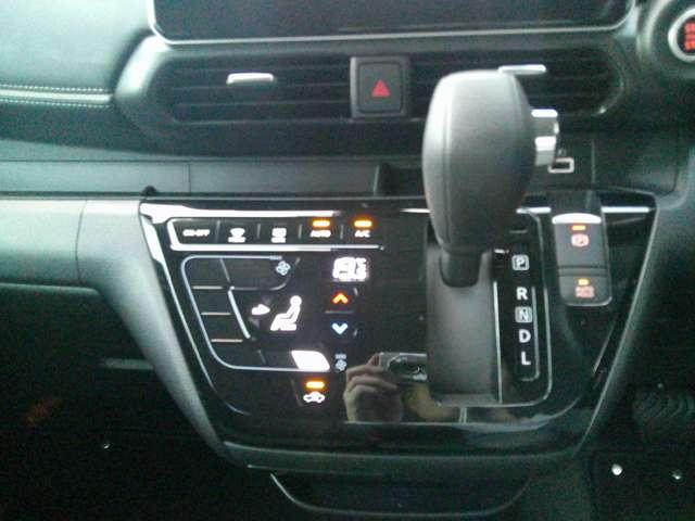 デイズ 660 ハイウェイスターGターボ アーバンCプロパイロット 元展示・試乗車 踏み間違い防止 ドラレコ プロパイロット 車線逸脱防止機能 禁煙車 インテリジェントキー LEDライト アルミホイール オートエアコン ETC メモリーナビ(16枚目)