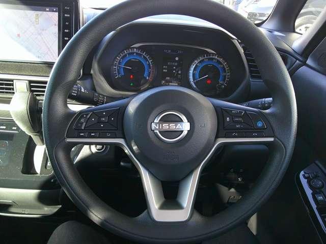 ルークス HSーX プロパイロット エディション 両側オートスライド 左右パワースライドドア アイドリング イモビ パノラマモニター 助手席エアバッグ 衝突軽減ブレーキ PW ナビ&TV 1セグ 禁煙 LEDヘッドライト LDW スマートキー ETC ドライブレコーダー(5枚目)