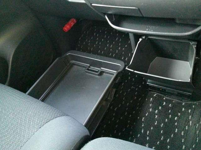 ルークス ６６０　ハイウェイスターＸ　プロパイロット　エディション　ハンズフリー機能付両側オートスライドドア　左右パワースライドドア　アイドリング　パノラマモニター　助手席エアバッグ　衝突軽減ブレーキ　ＰＷ　ナビ＆ＴＶ　１セグ　禁煙　ＬＥＤヘッドライト　ＬＤＷ　スマートキー　ＥＴＣ　ワンオーナー車　ＰＳ（20枚目）