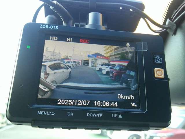 セレナ 2.0 ハイウェイスターVセレ+セーフティ S-HYBRID インテリジェントキー 車線逸脱警報装置 オートクルーズコントロール ナビ TV ETC オートエアコン ワンオーナー ドライブレコーダー パワーウィンドウ 助手席エアバッグ 運転席エアバッグ キーレス(7枚目)