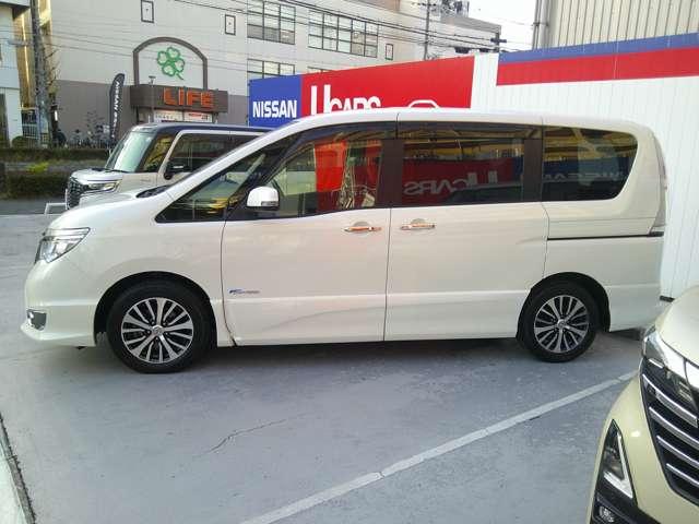 セレナ 2.0 ハイウェイスターVセレ+セーフティ S-HYBRID インテリジェントキー 車線逸脱警報装置 オートクルーズコントロール ナビ TV ETC オートエアコン ワンオーナー ドライブレコーダー パワーウィンドウ 助手席エアバッグ 運転席エアバッグ キーレス(46枚目)