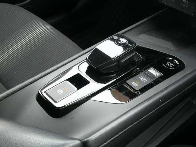 ノート 1.2 X プロパイロット アラウンドモニター リアカメラ 衝突被害軽減ブレ-キ 全方位カメラ ETC付 禁煙車 LEDヘッドライト レーダークルーズ レーンアシスト インテリジェントキー ワンオーナー ドラレコ ワンセグTV TVナビ キーレス(13枚目)