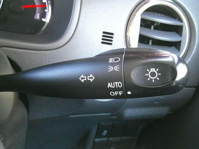 ルークス 660 ハイウェイスター 純正メモリーナビ DVD・CD再生 禁煙 ナビTV ETC付 パワーウインド サイドSRS デュアルエアバッグ AAC 運転席エアバック パワステ メモリナビ 両側スライド左側パワースライドドア アルミ キーレス ワンセグTV ABS(9枚目)