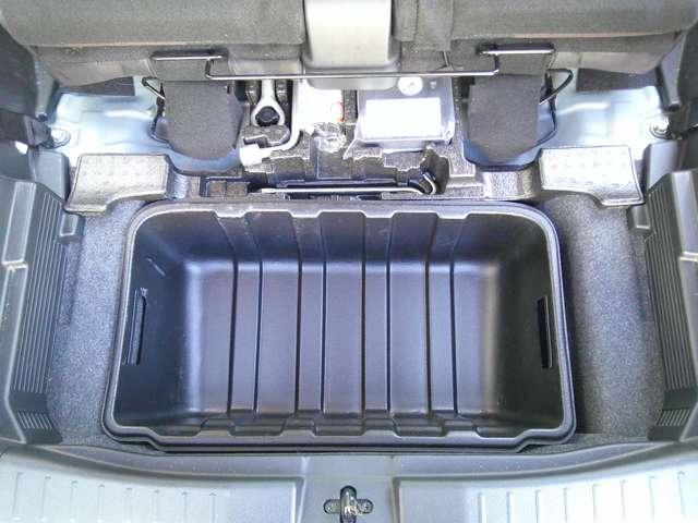 �����ɂ͑�e�ʂ̎��[�X�y�[�X���������܂����������ɔ����ăp���N�C���܂������I�I