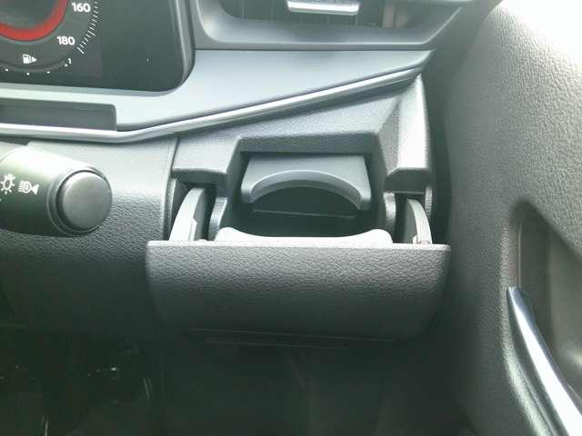 オーラ １．２　Ｇ　レザーエディション　ＢＯＳＥスピーカー　電動パワーシート　スマ－トキ－　盗難防止装置　ＥＴＣ車載器　ＡＨＢ　ＬＥＤライト　ナビ＆ＴＶ　追従式クルーズコントロール　レーンキープ　禁煙車　アルミホイール　エアバッグ　エアコン（24枚目）