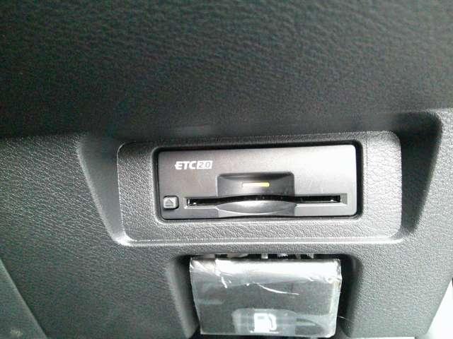 オーラ 1.2 G レザーエディション ハンドル&シートヒーターBOSEサウンド シートヒータ スマ-トキ- 盗難防止装置 ETC車載器 AHB 寒冷地 元試乗車 LEDライト ナビ&TV 追従式クルーズコントロール レーンキープ 禁煙車(16枚目)