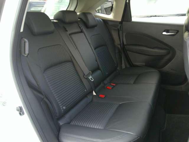 オーラ 1.2 G レザーエディション ハンドル&シートヒーターBOSEサウンド シートヒータ スマ-トキ- 盗難防止装置 ETC車載器 AHB 寒冷地 元試乗車 LEDライト ナビ&TV 追従式クルーズコントロール レーンキープ 禁煙車(31枚目)