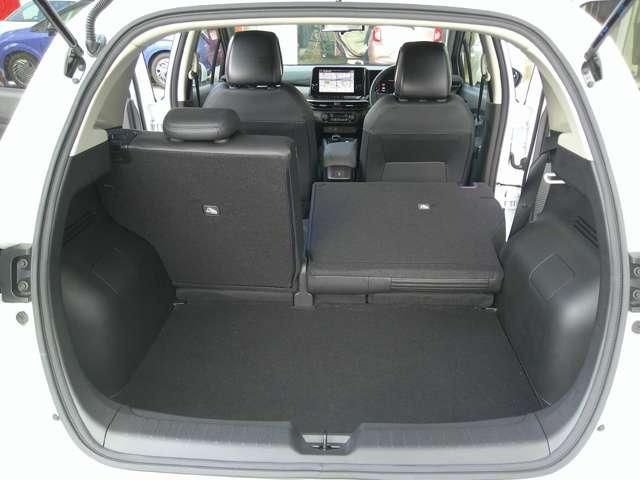 オーラ 1.2 G レザーエディション ハンドル&シートヒーターBOSEサウンド シートヒータ スマ-トキ- 盗難防止装置 ETC車載器 AHB 寒冷地 元試乗車 LEDライト ナビ&TV 追従式クルーズコントロール レーンキープ 禁煙車(32枚目)