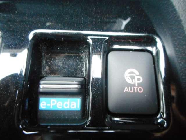 G プロパイロット 踏み間違い防止装置 衝突時被害軽減ブレーキ 純正メモリーナビ アラウンドビューモニター LEDヘッドライト シートヒーター(12枚目)