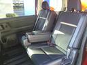シートアレンジ自由自在♪2列目真ん中は前後スライド可能♪座席は前後左右にもシートスライド可能となっております♪