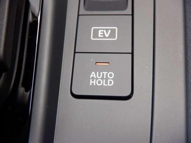 ノート １．２　Ｓ　純正ナビ　ＡＶＭ　社外ドラレコ　ＥＴＣ１．０　軽減ブレーキ　３６０°カメラ　ワンオーナー　ＬＤＷ　バックカメラ　サイドカメラ　インテリキー　イモビライザー　ＬＥＤヘッド　メモリーナビ　ドライブレコーダー　ナビＴＶ付き　ワンセグＴＶ付き　ＥＴＣ（18枚目）