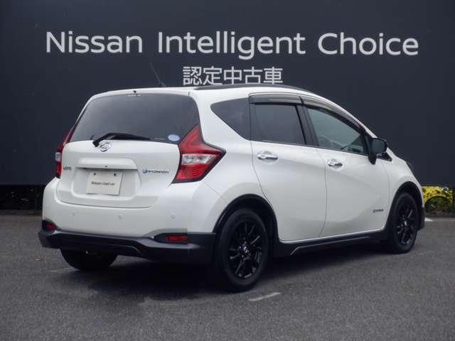 ノート 1.2 e-POWER X シーギア アラウンドモニター Bカメラ LEDライト インテリジェントキー サイドカメラ 車線逸脱警報 1オーナー アイドリングストップ オートエアコン 盗難防止システム Wエアバック ドラレコ アルミホイール(2枚目)