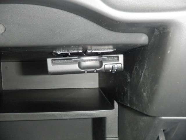 ノート 1.2 e-POWER X シーギア アラウンドモニター Bカメラ LEDライト インテリジェントキー サイドカメラ 車線逸脱警報 1オーナー アイドリングストップ オートエアコン 盗難防止システム Wエアバック ドラレコ アルミホイール(9枚目)