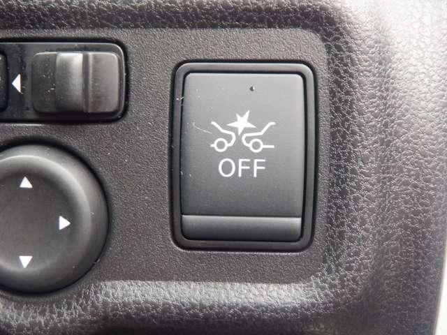 ノート 1.2 e-POWER X シーギア アラウンドモニター Bカメラ LEDライト インテリジェントキー サイドカメラ 車線逸脱警報 1オーナー アイドリングストップ オートエアコン 盗難防止システム Wエアバック ドラレコ アルミホイール(13枚目)