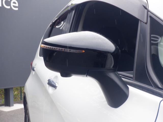 ノート 1.2 e-POWER X シーギア アラウンドモニター Bカメラ LEDライト インテリジェントキー サイドカメラ 車線逸脱警報 1オーナー アイドリングストップ オートエアコン 盗難防止システム Wエアバック ドラレコ アルミホイール(22枚目)