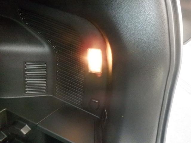 エクストレイル 2.0 20Xi 2列車 アイドリングストップ車 LEDヘットライト 寒冷地仕様 Rカメラ 盗難防止装置 インテリキー レーンキープアシスト ETC ドライブレコーダー キーフリー 1オーナー TVナビ オートエアコン ABS(39枚目)