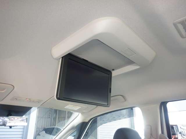 セレナ 2.0 ハイウェイスターV メーカーナビ 後席モニター W電動スライド レーダークルコン レーンアシスト LEDランプ ワンオーナー車 盗難防止システム ETC装備 カーテンエアバッグ アルミホイール キーフリー メモリ-ナビ ナビTV エアコン ドラレコ(6枚目)