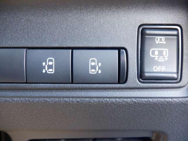 セレナ 2.0 ハイウェイスターV メーカーナビ 後席モニター W電動スライド レーダークルコン レーンアシスト LEDランプ ワンオーナー車 盗難防止システム ETC装備 カーテンエアバッグ アルミホイール キーフリー メモリ-ナビ ナビTV エアコン ドラレコ(16枚目)