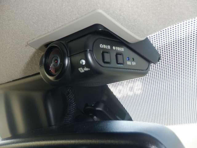 デイズ 660 ハイウェイスターX プロパイロット エディション スマートキー&プッシュスタート LEDヘッド レーダークルーズ 盗難防止装置 ワンオ-ナ- アイドリングストップ LKAS ドラレコ パワーステアリング オートエアコン Bカメラ ワンセグ ABS(9枚目)