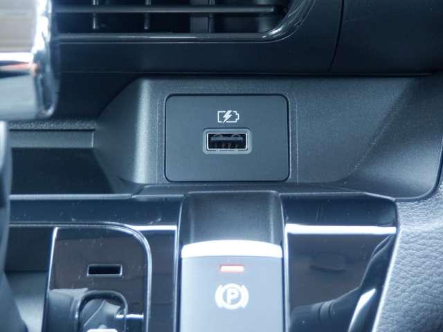 デイズ 660 ハイウェイスターX プロパイロット エディション スマートキー&プッシュスタート LEDヘッド レーダークルーズ 盗難防止装置 ワンオ-ナ- アイドリングストップ LKAS ドラレコ パワーステアリング オートエアコン Bカメラ ワンセグ ABS(14枚目)