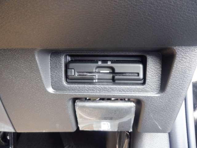 ノート 1.2 X 純正ナビ AVM ドラレコ前後室内 リアカメラ 衝突被害軽減ブレ-キ ETC付 LEDヘッドライト レーンアシスト インテリジェントキー ワンオーナー ドラレコ アイドリングストップ 盗難防止システム ワンセグTV TVナビ 試乗車UP(10枚目)