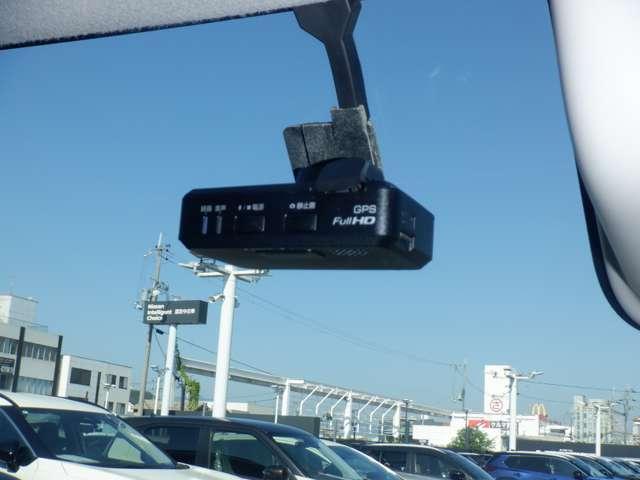 デイズルークス 660 X 純正ナビ 片側オートスライドドア AVM プリクラッシュ 全周囲 アイドリングストップ機能 1オーナー車 Sキー ナビTV イモビライザー ドラレコ 運転席エアバック デュアルエアバッグ バックカメラ フルオートエアコン サイドエアバッグ(8枚目)