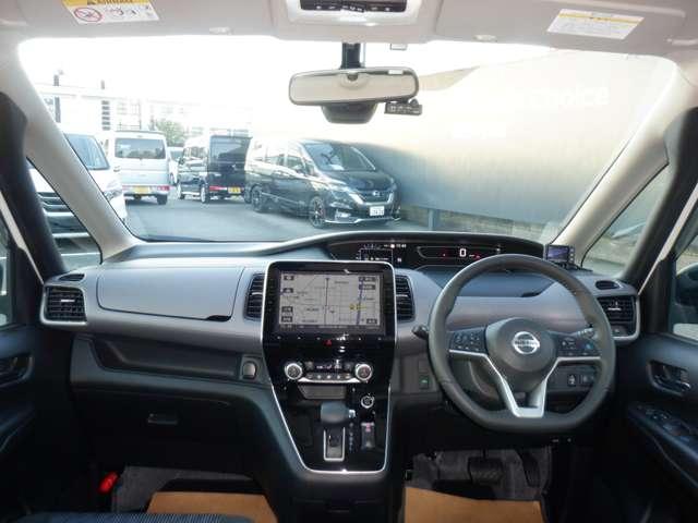 セレナ ２．０　ハイウェイスター　Ｖ　純正ナビ　プロパイロット　ドラレコ前後　１オナ　アルミ　衝突被害軽減　ＬＤＰ　エアバッグ　両側オートスライドドア　ＬＥＤライト　インテリジェントキー　メモリーナビ　アダプティブクルーズコントロール　アイドリングストップ　ナビＴＶ　ドラレコ（3枚目）
