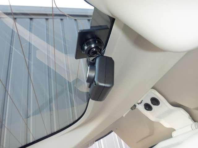 セレナ ２．０　ハイウェイスター　Ｖ　純正ナビ　プロパイロット　ドラレコ前後　１オナ　アルミ　衝突被害軽減　ＬＤＰ　エアバッグ　両側オートスライドドア　ＬＥＤライト　インテリジェントキー　メモリーナビ　アダプティブクルーズコントロール　アイドリングストップ　ナビＴＶ　ドラレコ（9枚目）