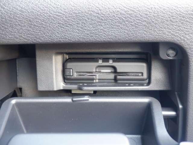 セレナ ２．０　ハイウェイスター　Ｖ　純正ナビ　プロパイロット　ドラレコ前後　１オナ　アルミ　衝突被害軽減　ＬＤＰ　エアバッグ　両側オートスライドドア　ＬＥＤライト　インテリジェントキー　メモリーナビ　アダプティブクルーズコントロール　アイドリングストップ　ナビＴＶ　ドラレコ（10枚目）