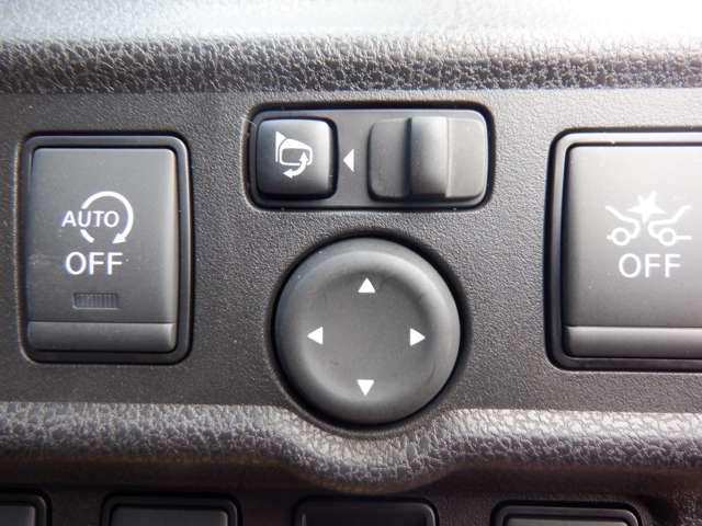 ノート １．２　Ｘ　Ｖセレクション　純正ナビ　バックカメラ　衝突被害軽減装置　バックビューモニター　レーンキープ　ワンオーナー　イモビライザー　ドラレコ付　オートエアコン　Ａストップ　Ｗエアバック　ＡＢＳ　メモリーナビ　ナビＴＶ　キーレス　エアバッグ　ワンセグ（19枚目）