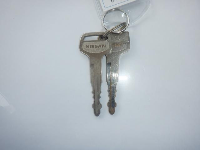 ＮＴ１００クリッパートラック ６６０　ＤＸ　農繁仕様　４ＷＤ　ラジオチューナー　四駆　パワステ　エアコン　エアバッグ（27枚目）