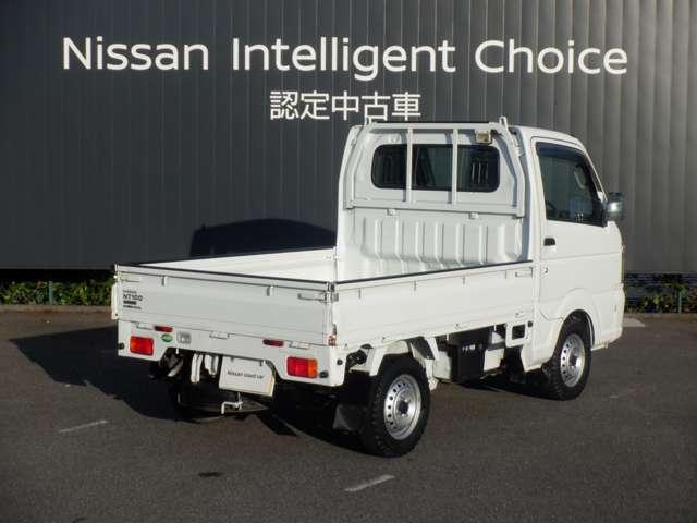 ＮＴ１００クリッパートラック ６６０　ＤＸ　農繁仕様　４ＷＤ　１オーナー　四駆　パワステ　エアコン　エアバッグ（2枚目）