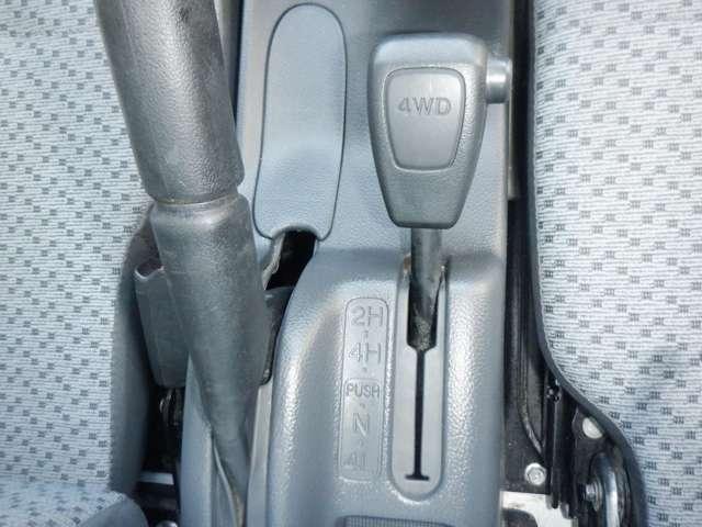 ＮＴ１００クリッパートラック ６６０　ＤＸ　農繁仕様　４ＷＤ　１オーナー　四駆　パワステ　エアコン　エアバッグ（8枚目）