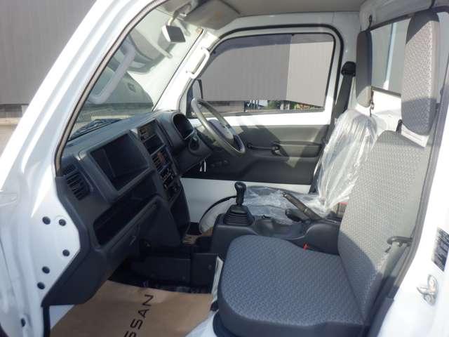 ＮＴ１００クリッパートラック ６６０　ＤＸ　農繁仕様　４ＷＤ　１オーナー　四駆　パワステ　エアコン　エアバッグ（14枚目）