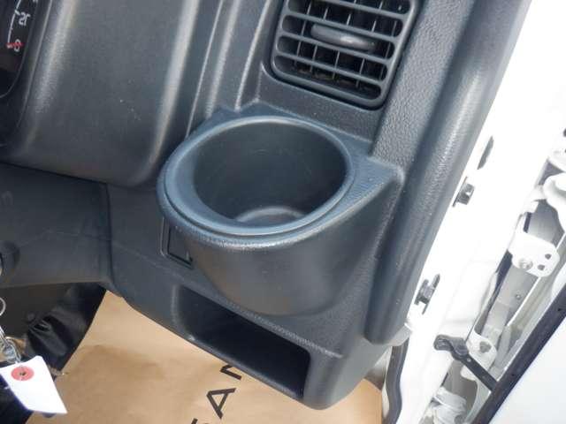 ＮＴ１００クリッパートラック ６６０　ＤＸ　農繁仕様　４ＷＤ　１オーナー　四駆　パワステ　エアコン　エアバッグ（16枚目）