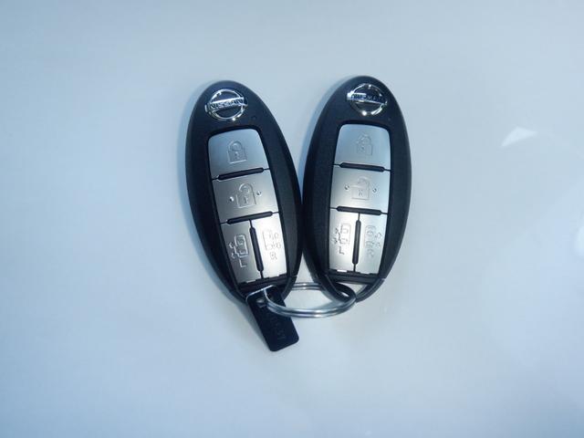 �C���e���W�F���g�L�[�̓J�o������o�����Ɍg�т��Ă��邾���ŃG���W���n����h�A���b�N�Ȃǂ��ł��銵���ƕ֗��ȃL�[�ł�