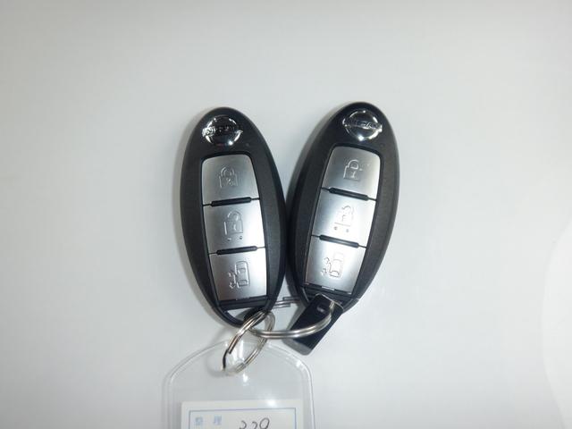 �C���e���W�F���g�L�[�̓J�o������o�����Ɍg�т��Ă��邾���ŃG���W���n����h�A���b�N�Ȃǂ��ł��銵���ƕ֗��ȃL�[�ł�