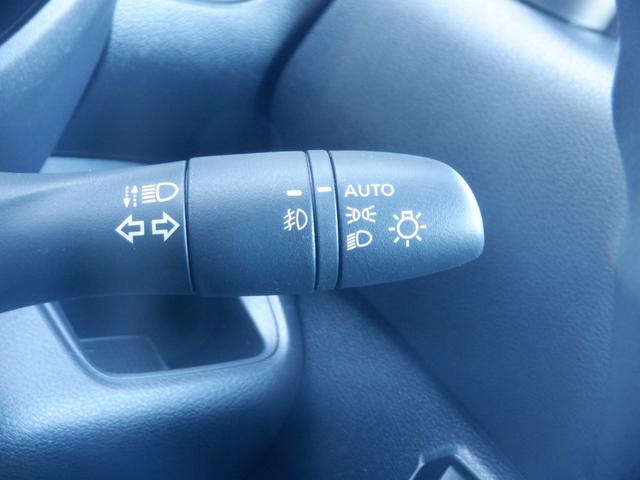 �[��ꎞ��g���l��������Ȃǂœ_������ȂǁA���̖͂��邳�ɉ����ăw�b�h���C�g�������œ_���E��������X�}�[�g�ȃI�[�g���C�g�V�X�e���ł��B