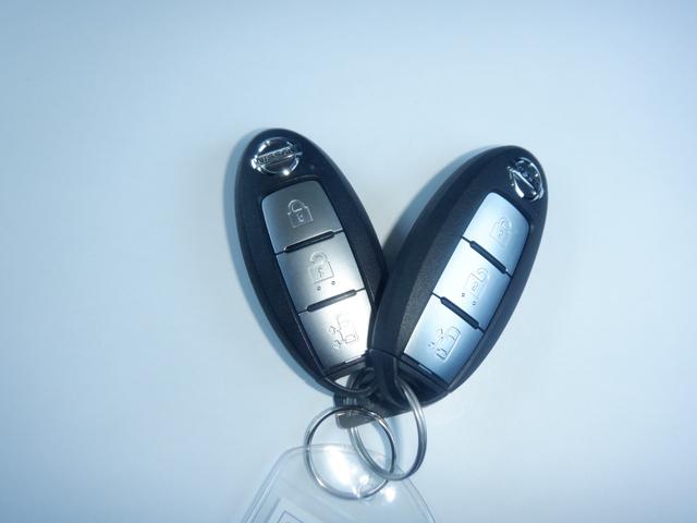 �C���e���W�F���g�L�[�̓J�o������o�����Ɍg�т��Ă��邾���ŃG���W���n����h�A���b�N�Ȃǂ��ł��銵���ƕ֗��ȃL�[�ł�