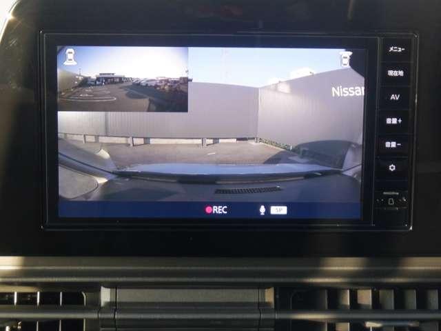 セレナ ２．０　ハイウェイスターＶ　純正ナビ　後席モニター　Ｗ電動スライド　レーダークルコン　レーンアシスト　ＬＥＤランプ　ワンオーナー車　盗難防止システム　ＥＴＣ装備　カーテンエアバッグ　アルミホイール　キーフリー　メモリ－ナビ　ナビＴＶ　エアコン　ドラレコ（11枚目）