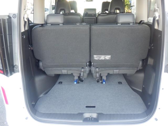 セレナ ２．０　ハイウェイスターＶ　純正ナビ　後席モニター　Ｗ電動スライド　レーダークルコン　レーンアシスト　ＬＥＤランプ　ワンオーナー車　盗難防止システム　ＥＴＣ装備　カーテンエアバッグ　アルミホイール　キーフリー　メモリ－ナビ　ナビＴＶ　エアコン　ドラレコ（45枚目）