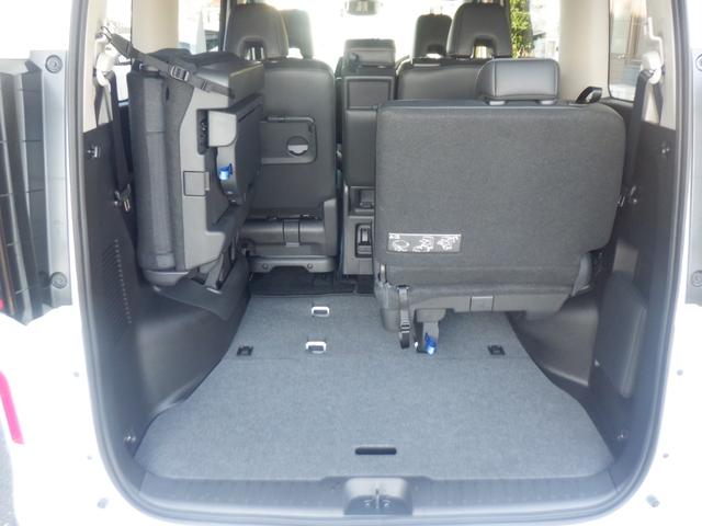 セレナ ２．０　ハイウェイスターＶ　純正ナビ　後席モニター　Ｗ電動スライド　レーダークルコン　レーンアシスト　ＬＥＤランプ　ワンオーナー車　盗難防止システム　ＥＴＣ装備　カーテンエアバッグ　アルミホイール　キーフリー　メモリ－ナビ　ナビＴＶ　エアコン　ドラレコ（46枚目）