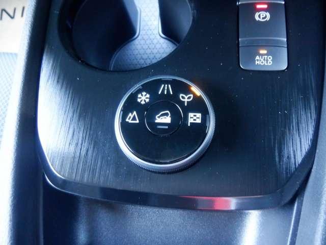 エクストレイル １．５　Ｘ　ｅ－４ＯＲＣＥ　エクストリーマーＸ　４ＷＤ　メーカーナビ　プロパイロット　ＥＴＣ２．０　全方位カメラ　踏み間違い防止　ＬＥＤヘッドライト　リアカメラ　スマートキー　オートエアコン　車線逸脱　アダプティブクルーズ　ワンオーナー　ＥＴＣ　４ＷＤ　メモリーナビ　寒冷地仕様　アイドリングストップ（15枚目）