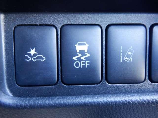 デイズルークス ６６０　Ｘ　Ｖセレクション　純正ナビ　ＡＶＭ　両側オートスライドドア　踏み間違い衝突防止　Ｗ電動ドア　スマキー　ナビＴＶ　盗難防止　ｉ－ｓｔｏｐ　ワンオ－ナ－車　アルミホイール　バックカメラ　キーフリー　サイドカメラ　ドライブレコーダー　オートエアコン　メモリーナビ（15枚目）