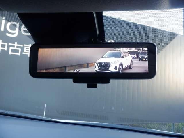 �C���e���W�F���g���[���~���[�A������J�����̉f���Ō����̂Ŏ��E��������A�ԓ��ɏ�Q���������Ă��֌W����܂���B���ʂ̃o�b�N�~���[�Ƃ��؂肩�����o���܂��B