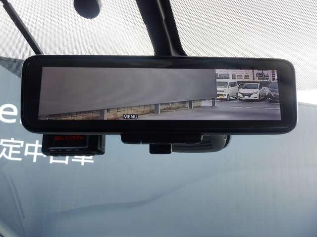 �X�}�[�g���[���~���[�A������J�����̉f���Ō����̂Ŏ��E��������A�ԓ��ɏ�Q���������Ă��֌W����܂���B���ʂ̃o�b�N�~���[�Ƃ��؂肩�����o���܂��B