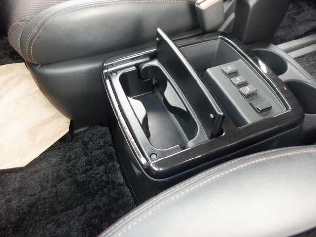 �h�����N�z���_�[���g���Ղ��ʒu�ɂ���֗��ł�