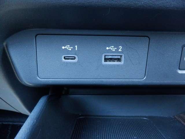 �t�r�a�d���t���ł��i�^�C�v�`�C�^�C�v�b�j���ꂼ��Ή����Ă��܂��B