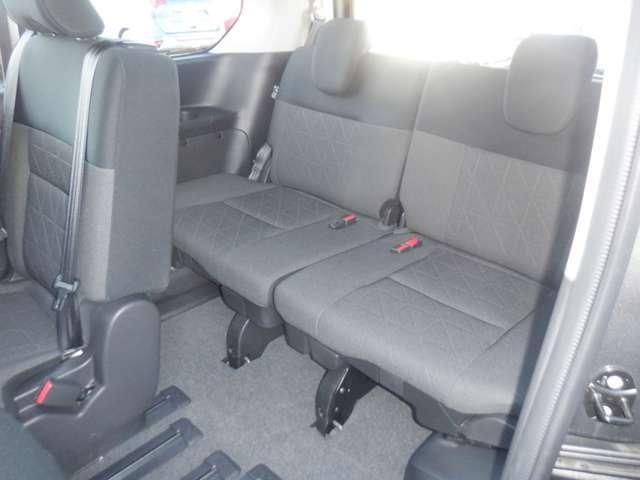 セレナ ２．０　Ｘ　純正ナビ　プロパイロット　Ｗエアコン　ＡＶＭ　メモリーナビ　自動（被害軽減）ブレーキ　オートエアコン　ワンオーナー車　ＬＥＤライト　アイドリングストップ　サイドエアバッグ　インテリジェントキー　バックモニター　レーンアシスト　追従型クルコン（32枚目）