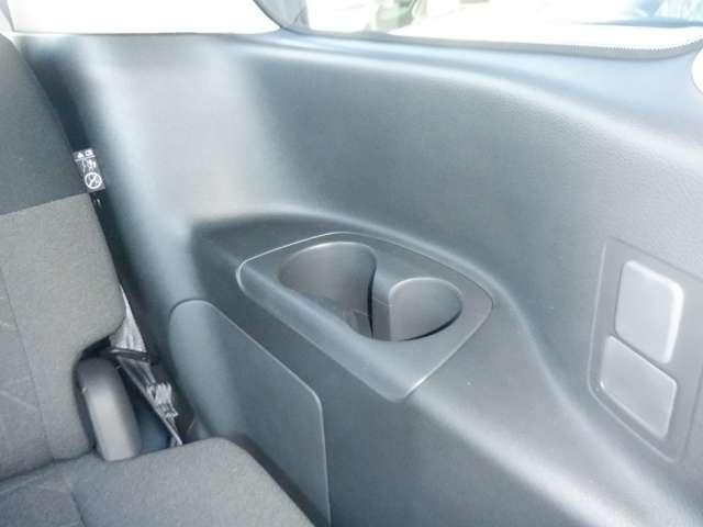 セレナ ２．０　Ｘ　純正ナビ　プロパイロット　Ｗエアコン　ＡＶＭ　メモリーナビ　自動（被害軽減）ブレーキ　オートエアコン　ワンオーナー車　ＬＥＤライト　アイドリングストップ　サイドエアバッグ　インテリジェントキー　バックモニター　レーンアシスト　追従型クルコン（33枚目）